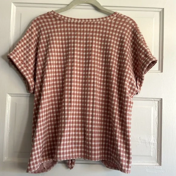 Lou and Grey Gingham Tie Front Top - Picture 6 of 7